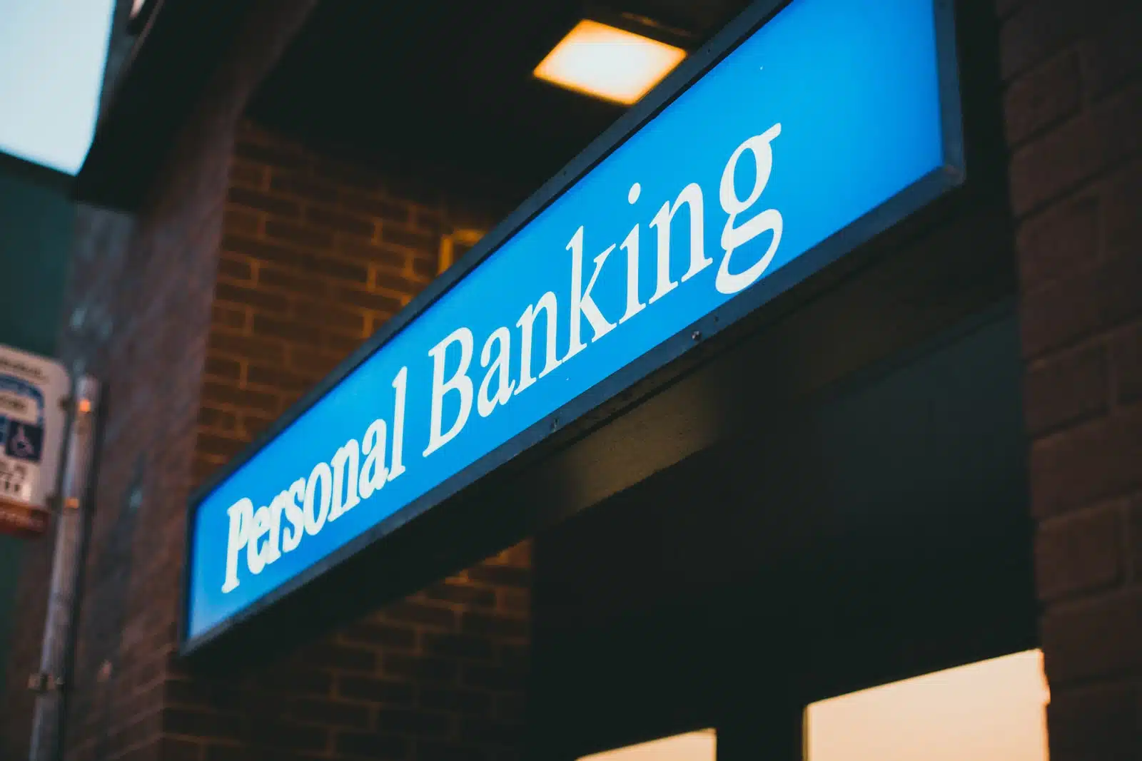 Comprendre les termes bancaires et leurs significations