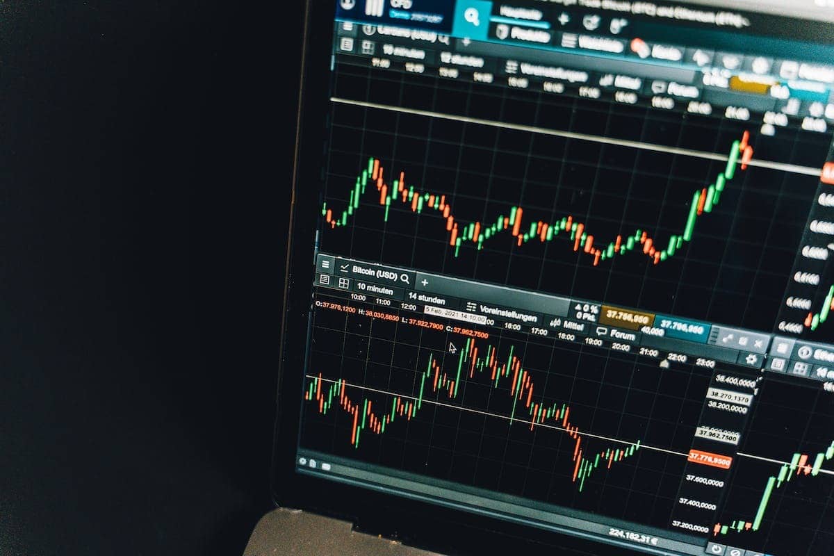 Intelligence artificielle et finance : Impacter la transformation des modèles d’affaires traditionnels