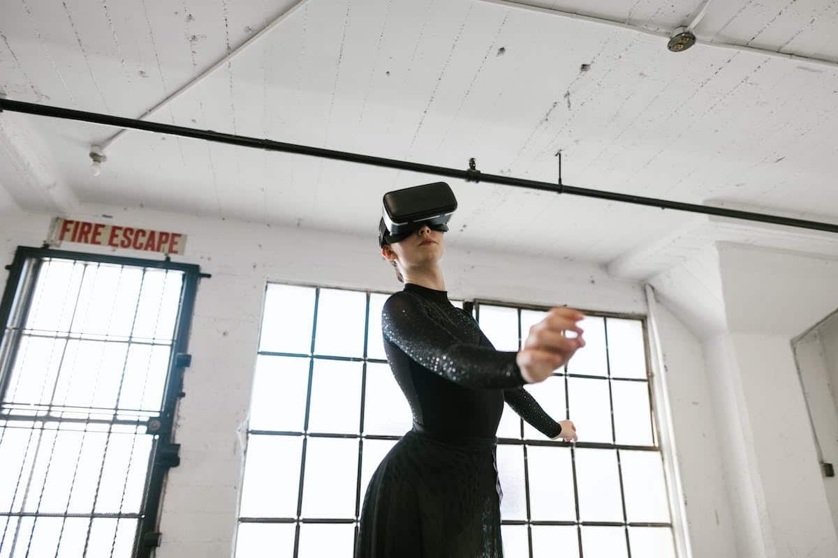 Décryptage de l’impact des technologies de réalité virtuelle en tant qu’outils thérapeutiques disruptifs en finance