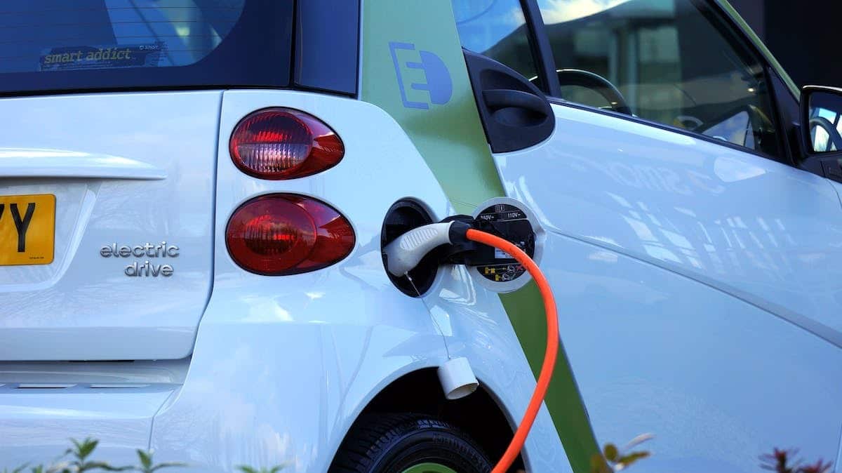 Révolution dans l’industrie automobile : les technologies de pointe qui redéfinissent l’horizon