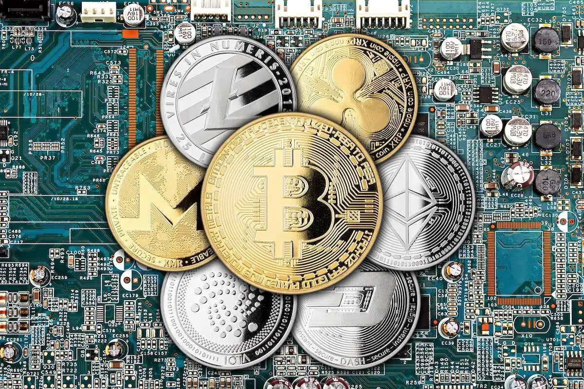 Les avantages et les risques des crypto-monnaies