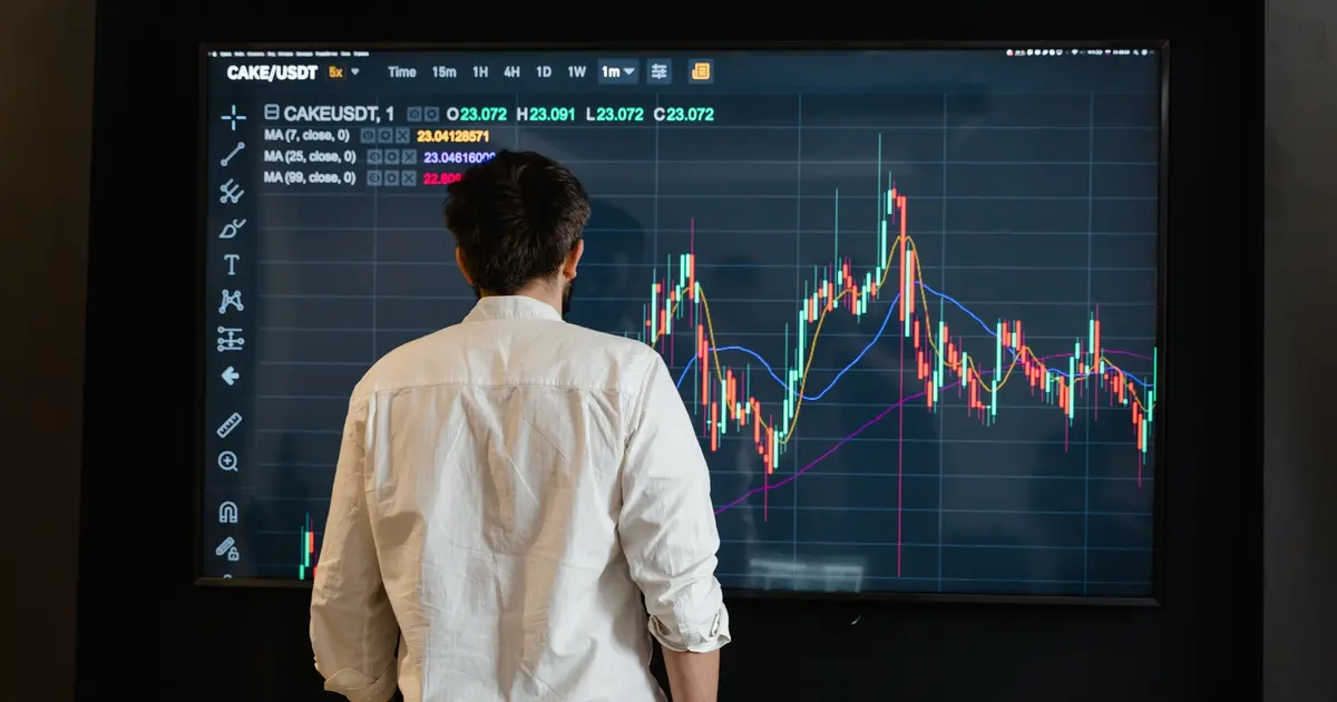 Les avantages et les inconvénients de l’investissement à court terme